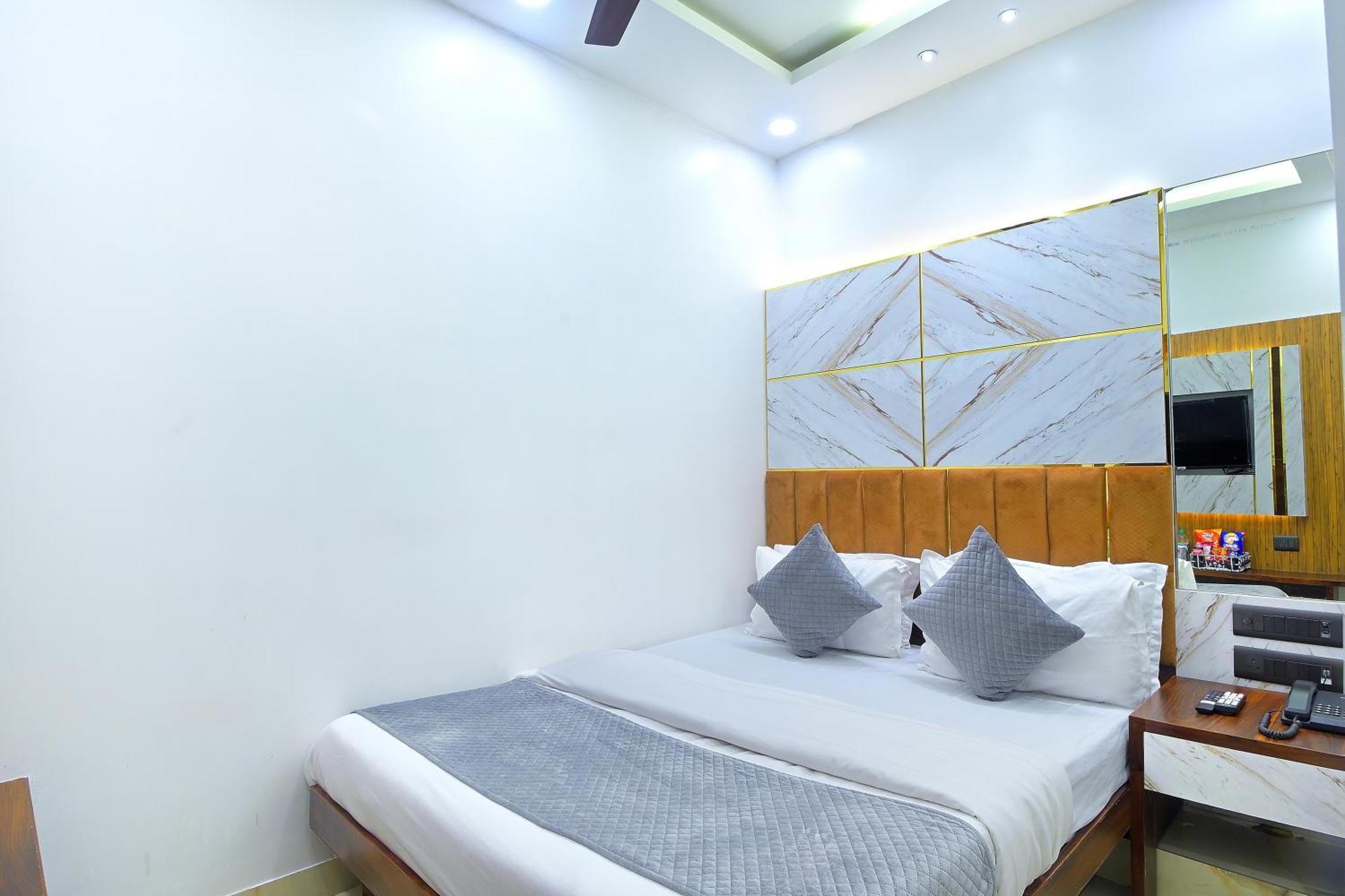 Hotel Nav Durga "2 Walking From New Delhi Railway Station" Eksteriør billede